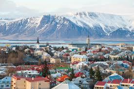 Fin de año en Islandia aventura y confort especia y Auroras Boreales 